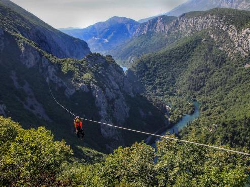 04 - Zipline.jpg